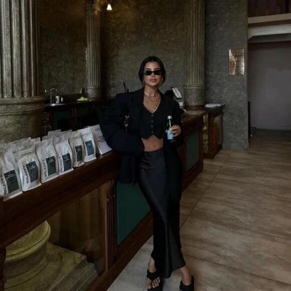 ZARA SATIN EFFECT MIDI SKIRT - Picture 3 of 5